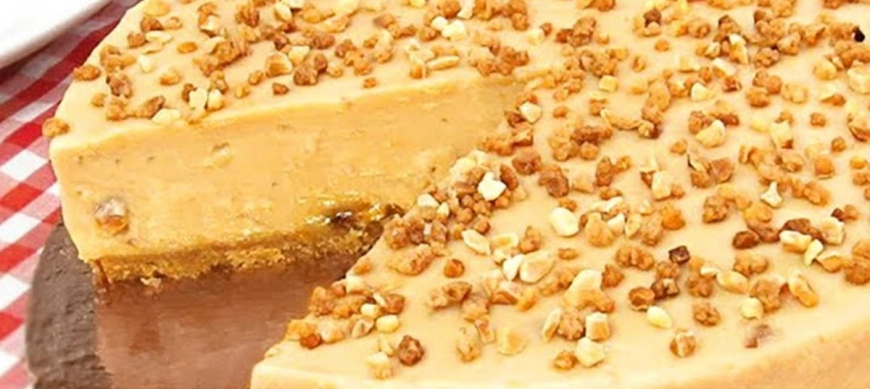 ADENTRATE A ESTAS NAVIDADES, CON ESTA TARTA DE TURRÓN SIN HORNO.