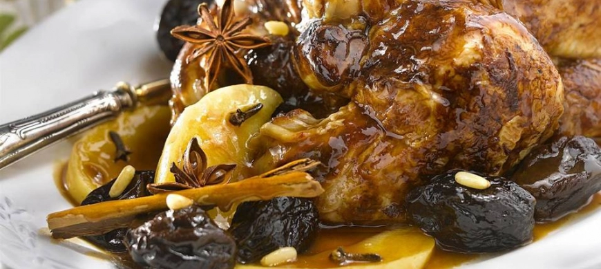 COCINA EN FAMILIA: POLLO RELLENO CON THERMOMIX, EL SECRETO DE UNA NAVIDAD LLENA DE TRADICIÓN Y DELICIOSOS RECUERDOS.