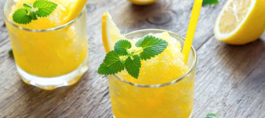 GRANIZADO DE LIMÓN, VIVE UN VERANO REFRESCANTE.