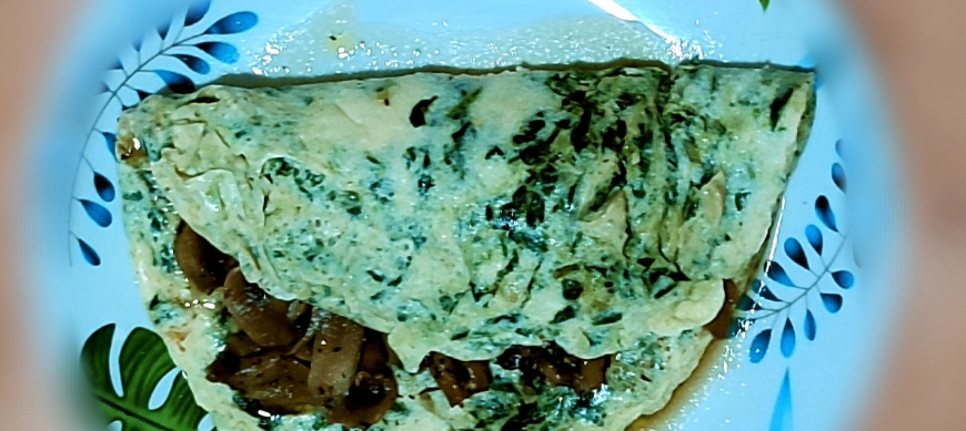OMELETTE DE ESPINACAS RELLENO DE CHAMPIÑONES EN VAROMA