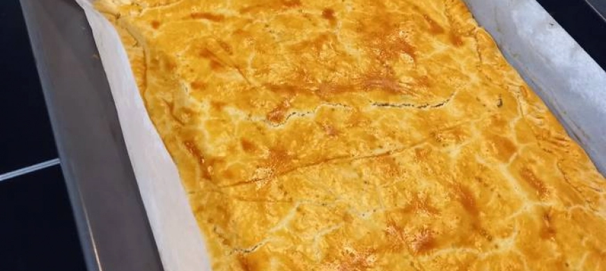 DELICIAS TRADICIONALES, TÁPICAS FOGUERES DE SAN JUAN, COCA TONYINA.