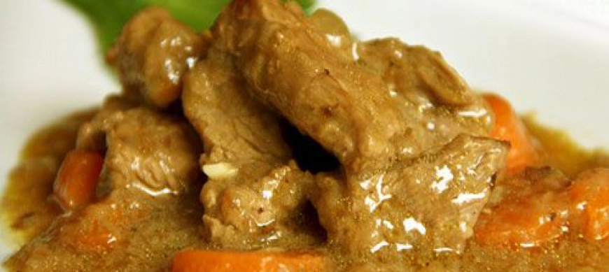 CARNE EN SALSA UNA DELICIOSA RECETA PARA REBAÑAR EN PAN DE LO BUENA QUE ESTA.