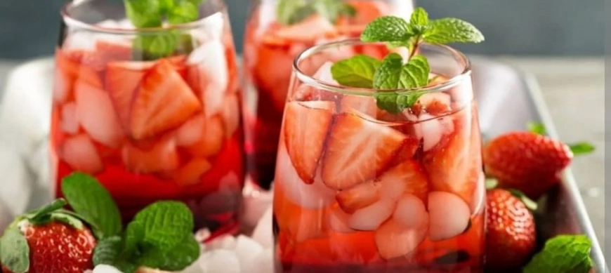 MOCKTAILS DE FRESA, PARA EL CALOR TU MEJOR OPCIÓN.