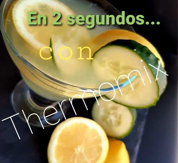 AGUA DE PEPINO Y LIMÓN. DEPURATIVO.