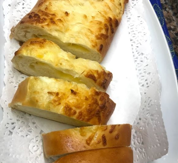 Pan relleno de queso